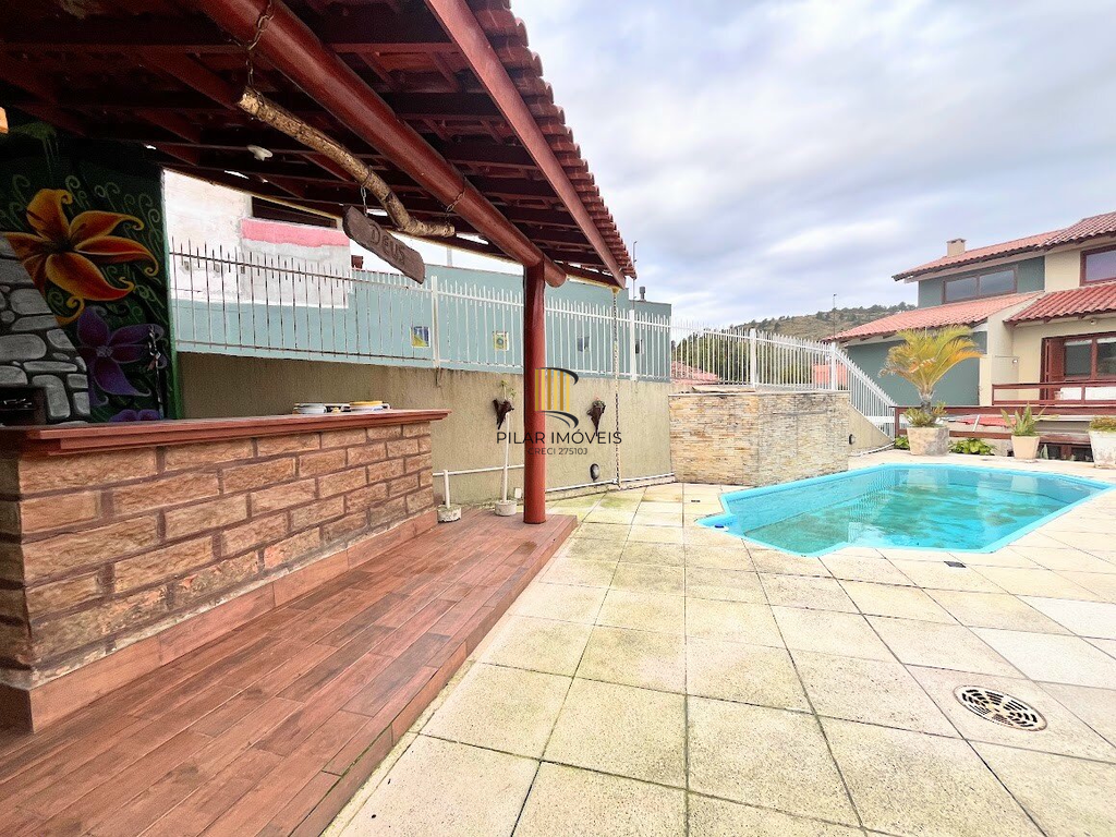 Casa 3 dormitórios no bairro Espírito Santo