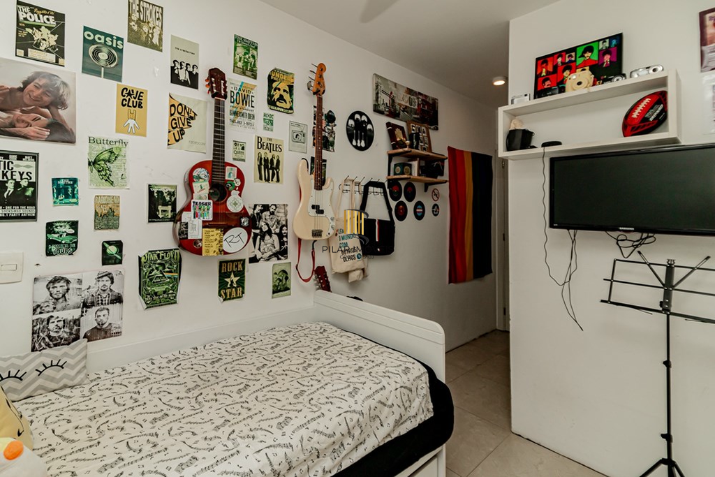 Casa 3 dormitórios no bairro Jardim Carvalho