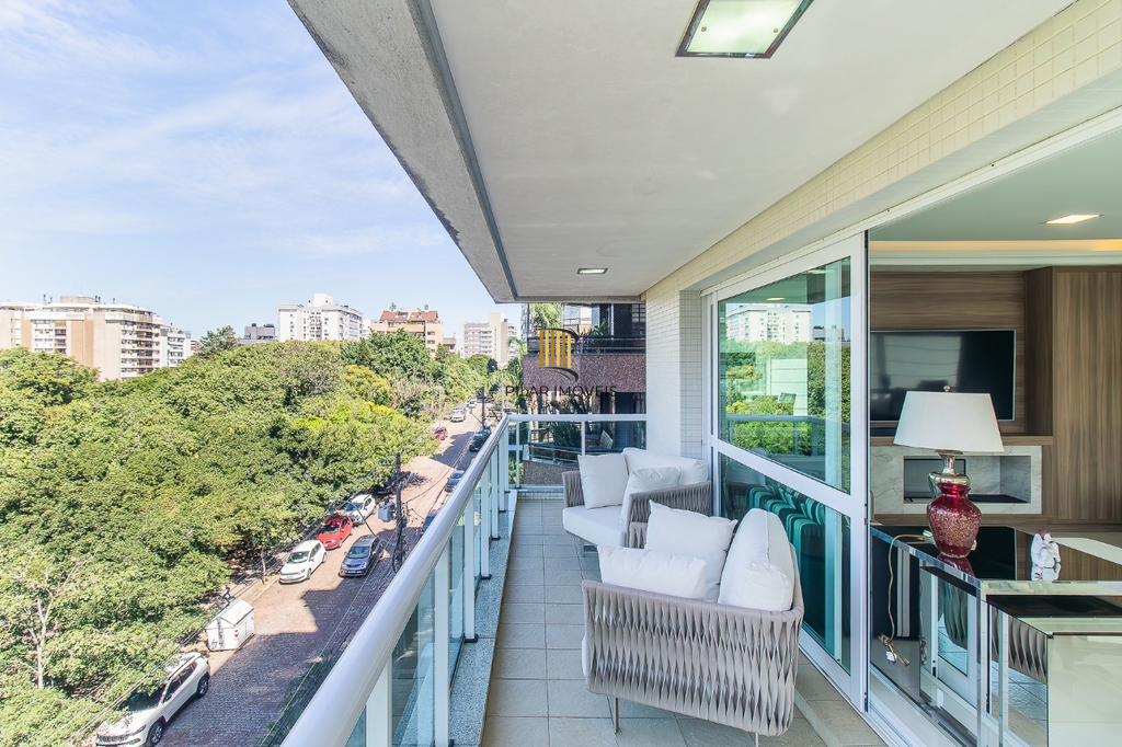 Apartamento 3 dormitórios no bairro Bela Vista