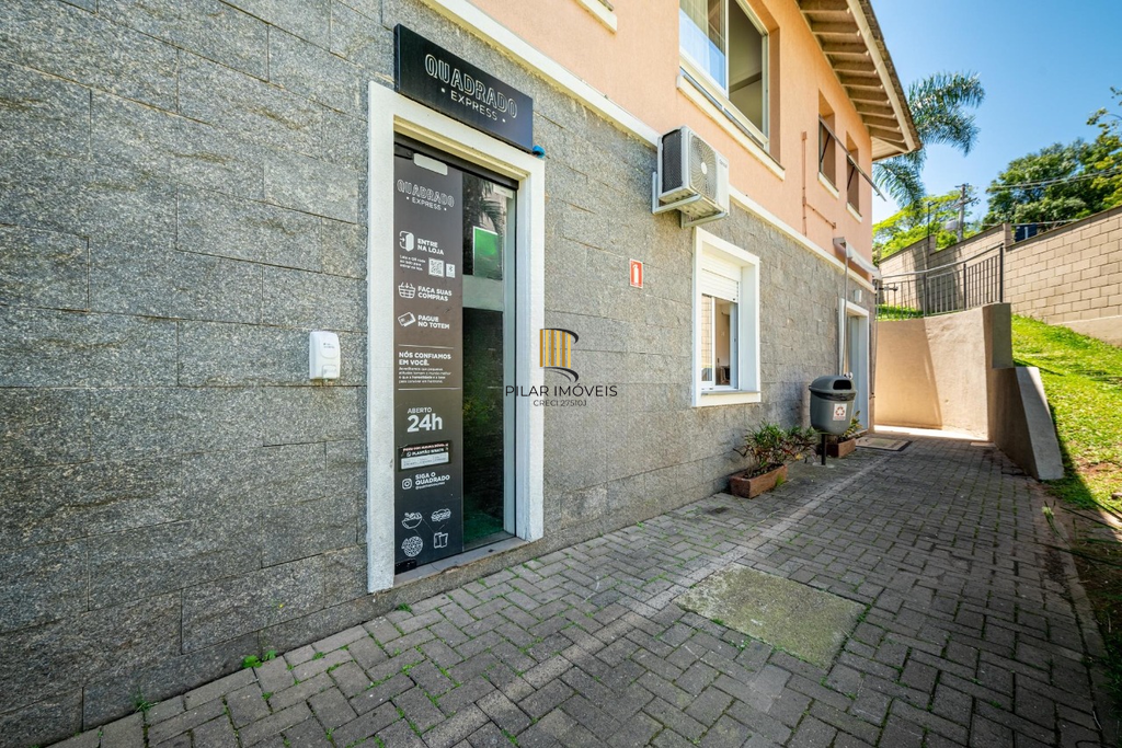 Casa de Condomínio 3 dormitórios no bairro Jardim Carvalho