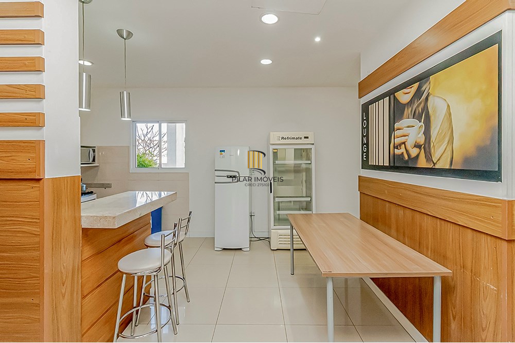 Apartamento 2 dormitórios no bairro Vila Ipiranga