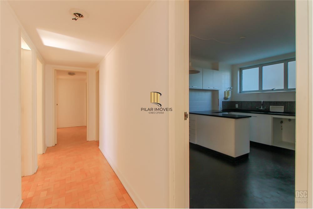 Apartamento 4 dormitórios no bairro Centro Histórico