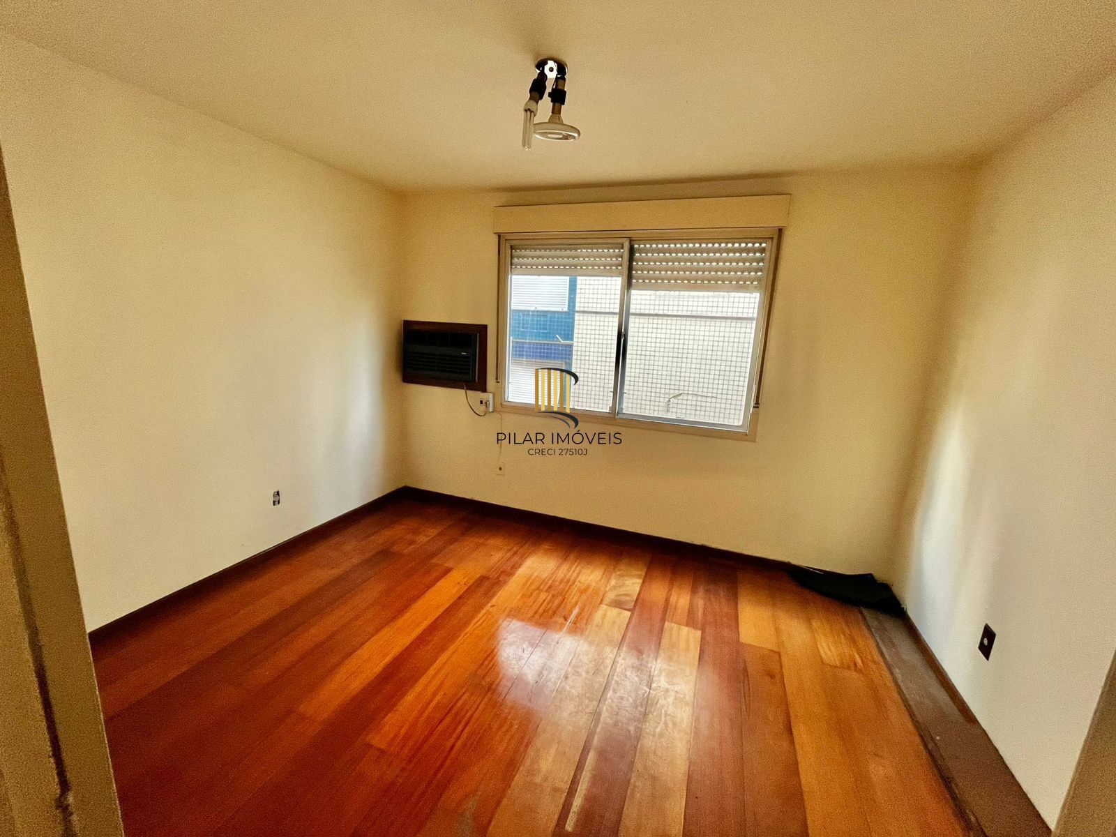 Apartamento 02 dorm, 62 m², 01 vaga de garagem, no bairro Cristo Redentor, PoA