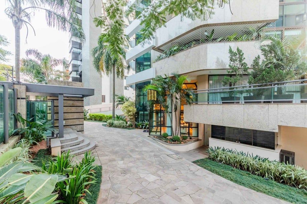 Apartamento 4 dormitórios no bairro Petrópolis