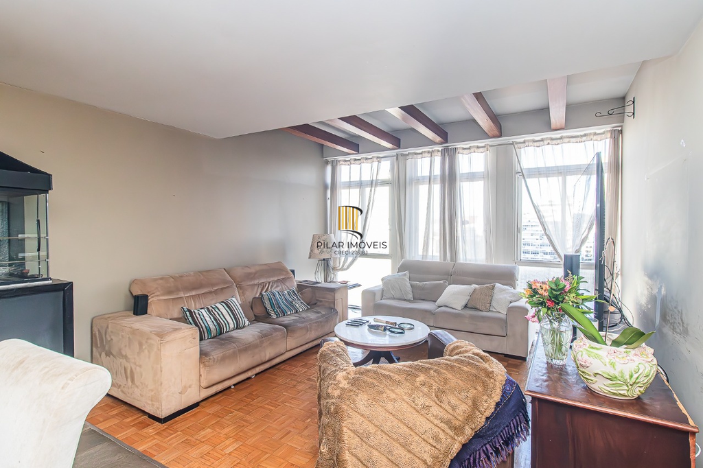 Apartamento 4 dormitórios no bairro Moinhos de Vento