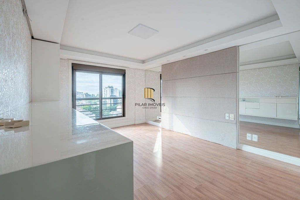 Apartamento 4 dormitórios no bairro Bela Vista