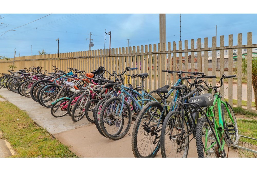 Apartamento 2 dormitórios no bairro Restinga