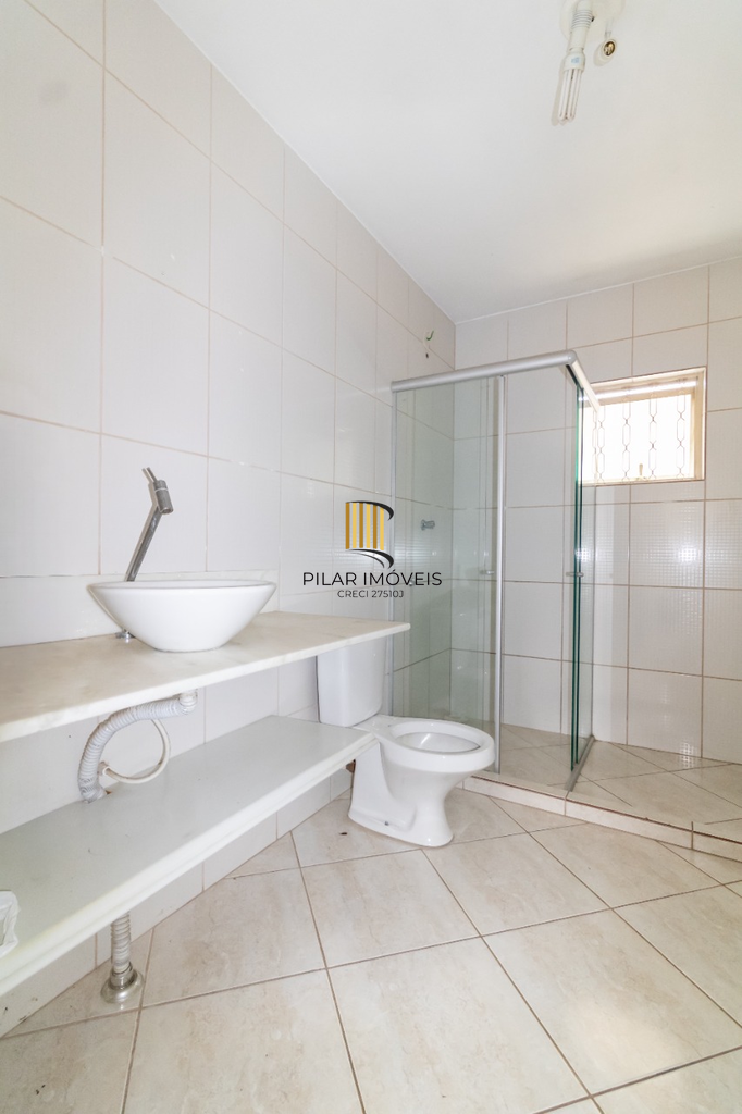 Casa 5 dormitórios no bairro Petrópolis