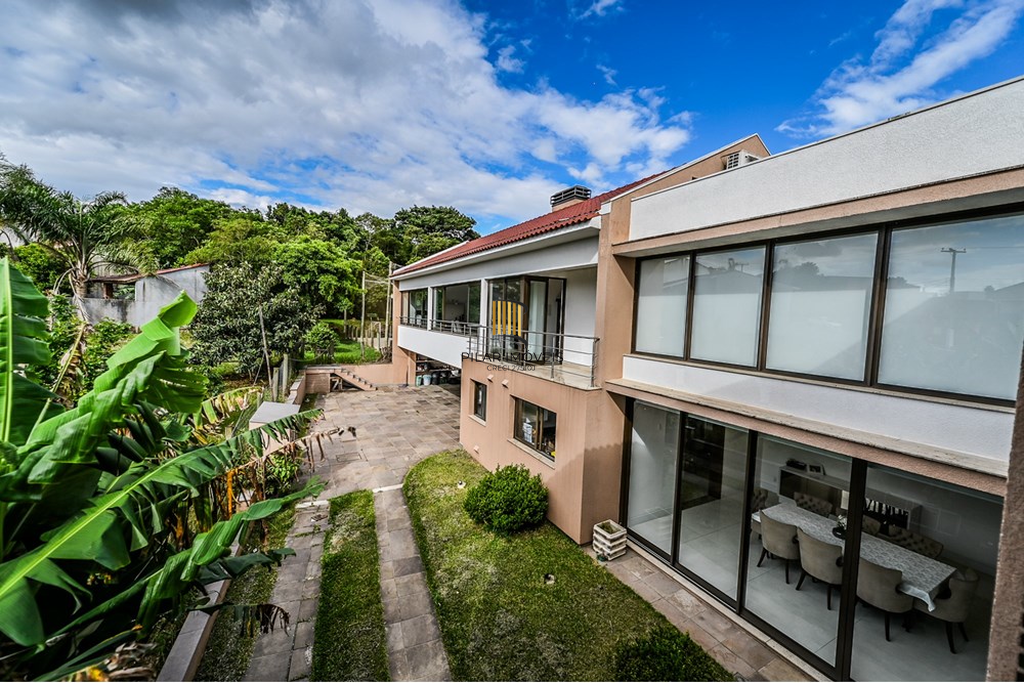 Casa de Condomínio 5 dormitórios no bairro São Lucas