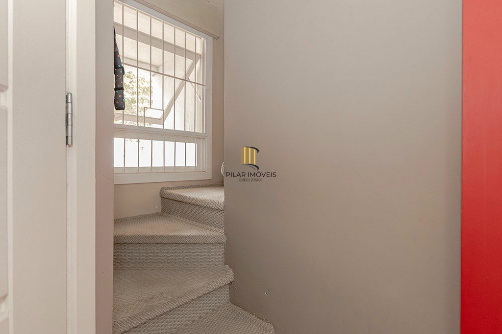 Casa 3 dormitórios no bairro Ipanema