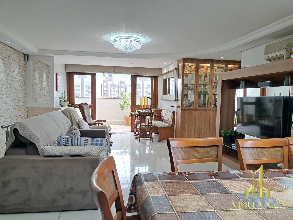 Cobertura 3 dormitórios no bairro Menino Deus