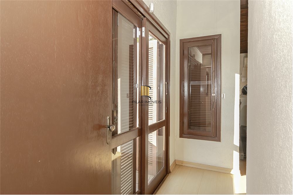 Casa 4 dormitórios no bairro Moinhos de Vento