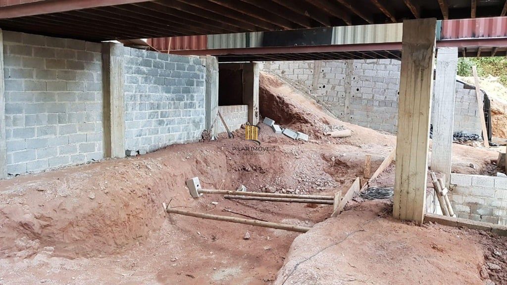 Casa 2 dormitórios no bairro Parque Residencial Itaguaçu