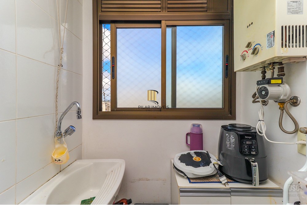 Apartamento 2 dormitórios no bairro Passo da Areia