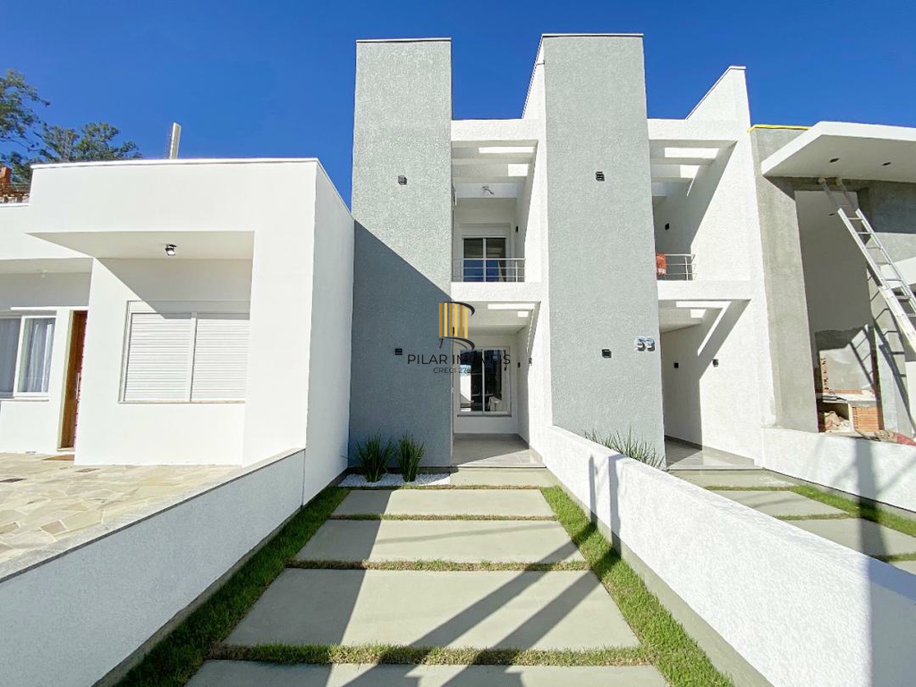 Casa 2 dormitórios no bairro Hípica