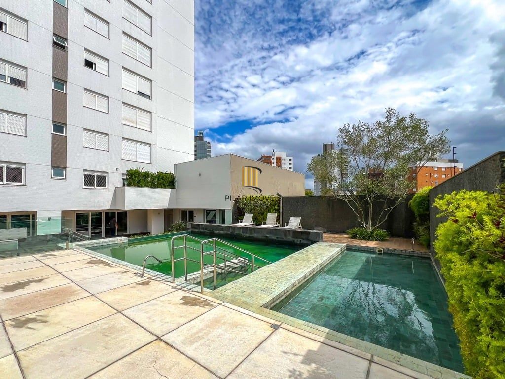 Apartamento 4 dormitórios no bairro Petrópolis