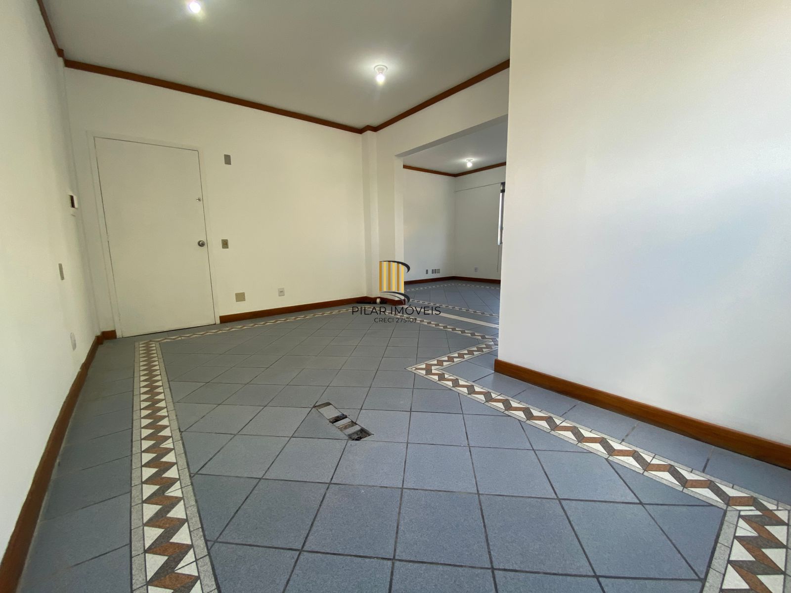 02 salas comerciais, 47 m² privativos, banheiro, elevador no Passo da Areia