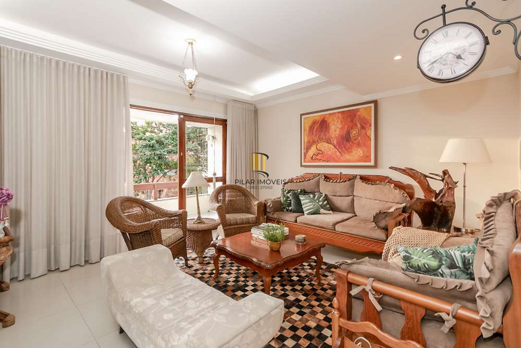 Casa 3 dormitórios no bairro Nonoai