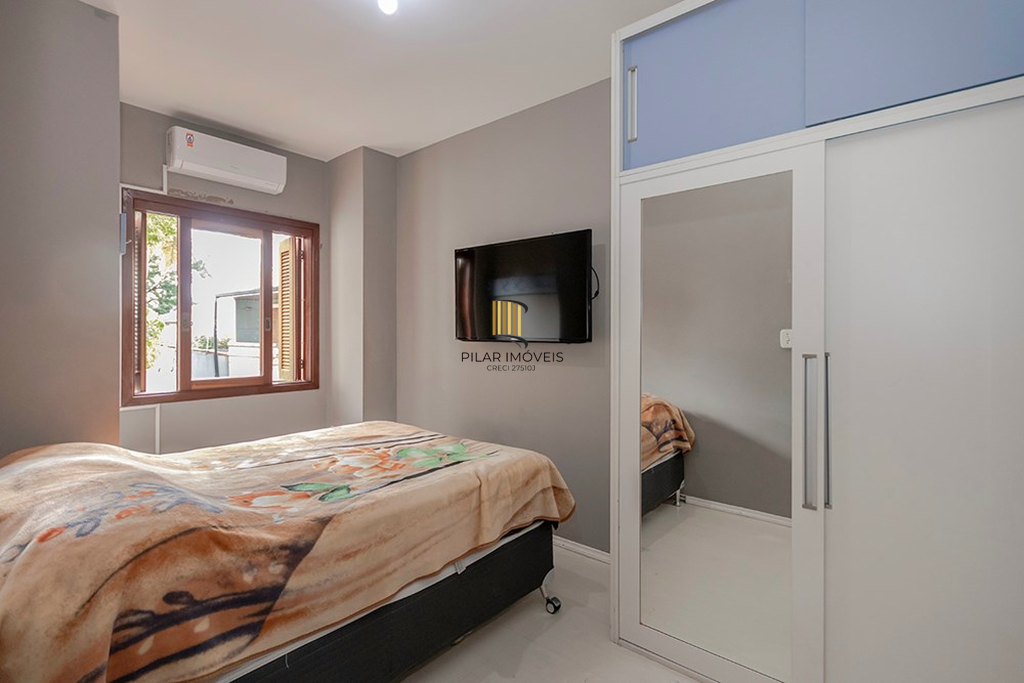 Casa de Condomínio 3 dormitórios no bairro Ipanema