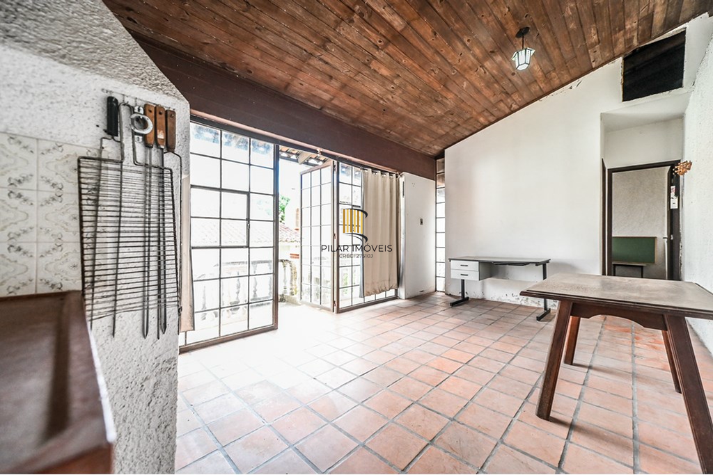 Casa 3 dormitórios no bairro Santa Tereza