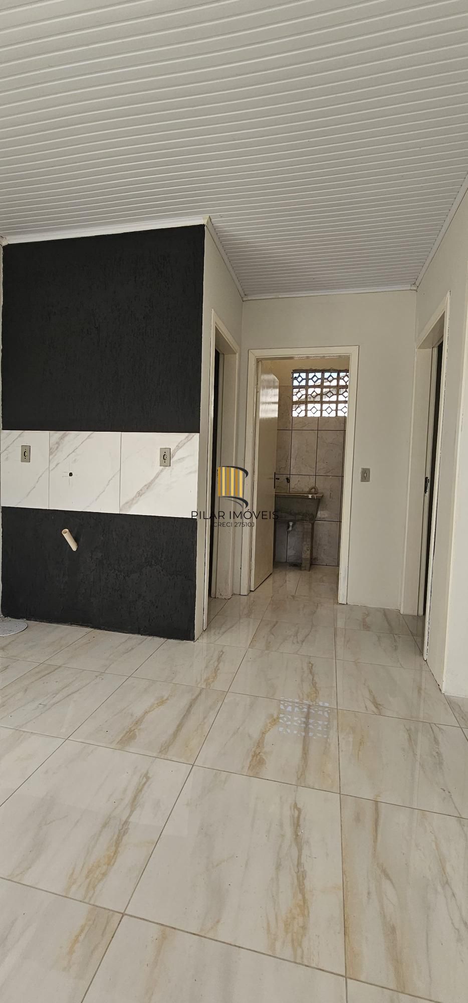 Casa com 02 dorm, vaga por convenção, 40 m², condomínio fechado, Alvorada