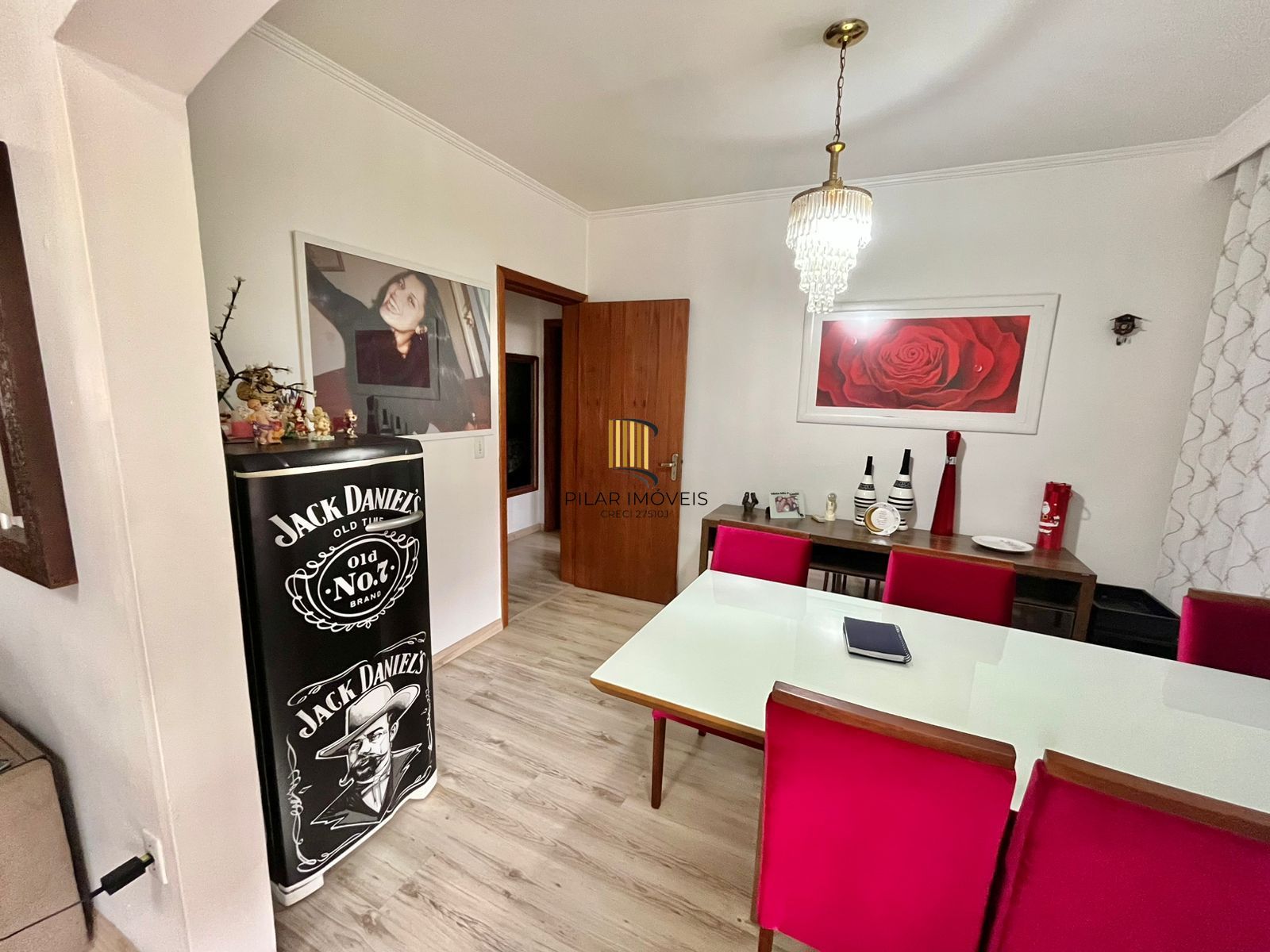 Apto de 02 dorm, mobiliado, transformado em 01 dorm, com vaga no Passo da Areia