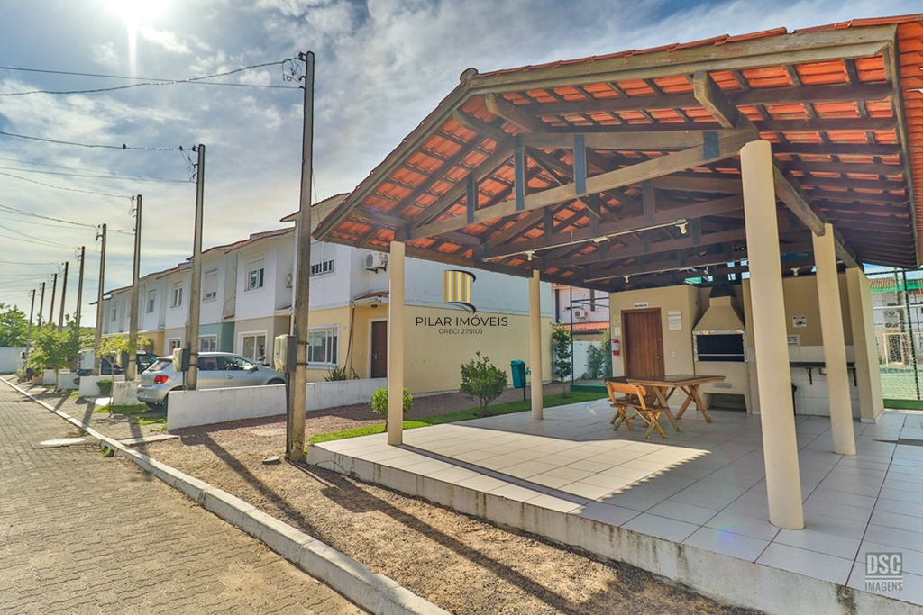 Casa de Condomínio 3 dormitórios no bairro Hípica