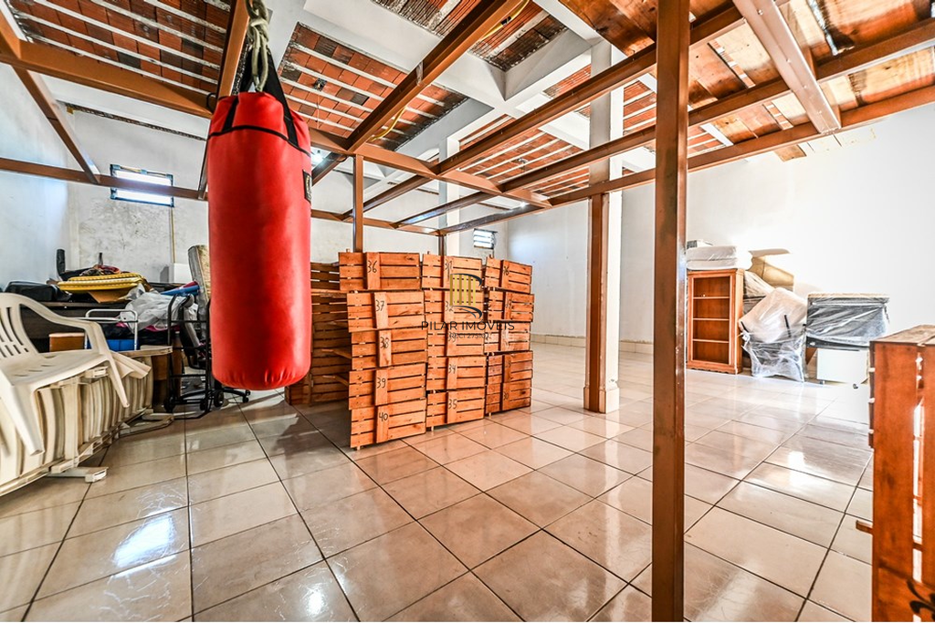 Casa 2 dormitórios no bairro Agronomia