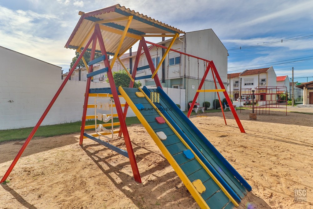 Casa de Condomínio 3 dormitórios no bairro Hípica