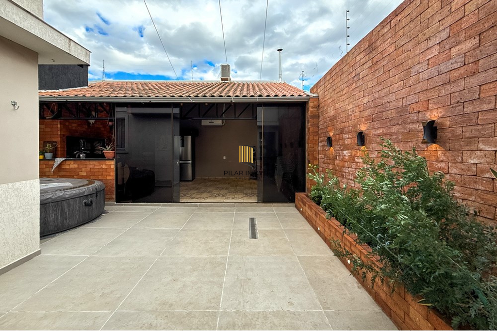 Casa 2 dormitórios no bairro São José