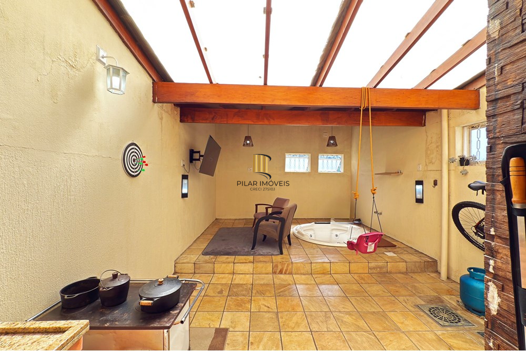 Casa 4 dormitórios no bairro Aberta dos Morros