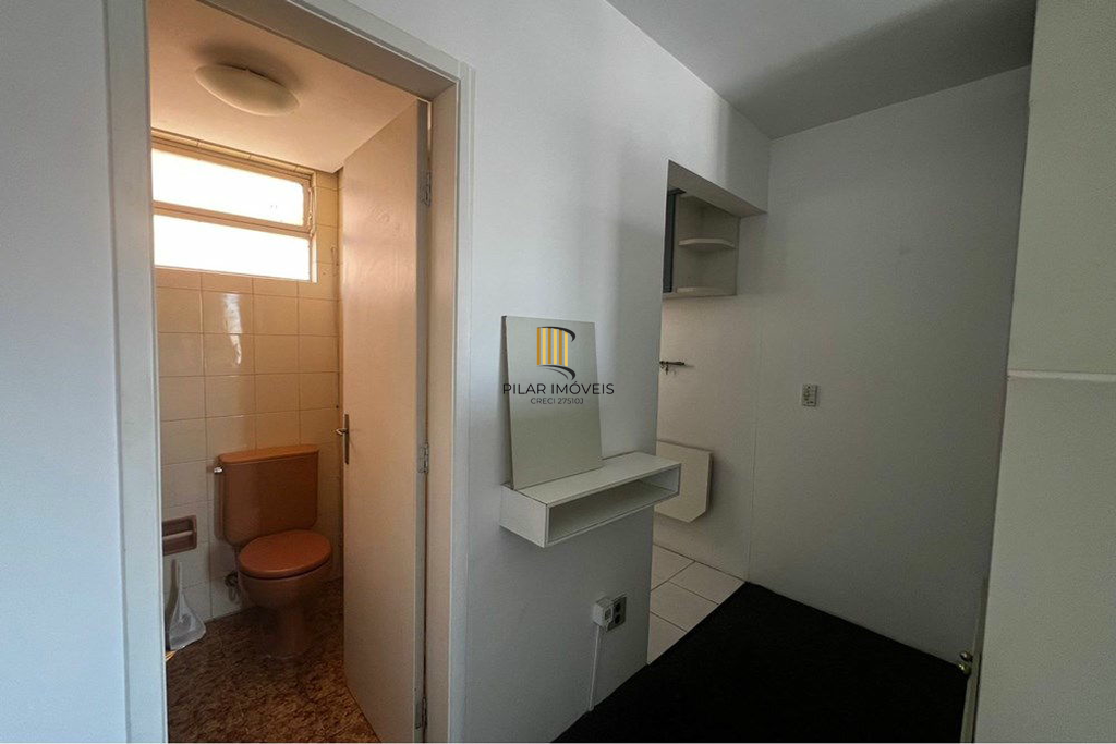 Apartamento 3 dormitórios no bairro Azenha