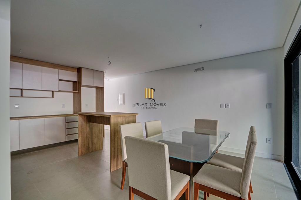 Casa 3 dormitórios no bairro Chácara das Pedras