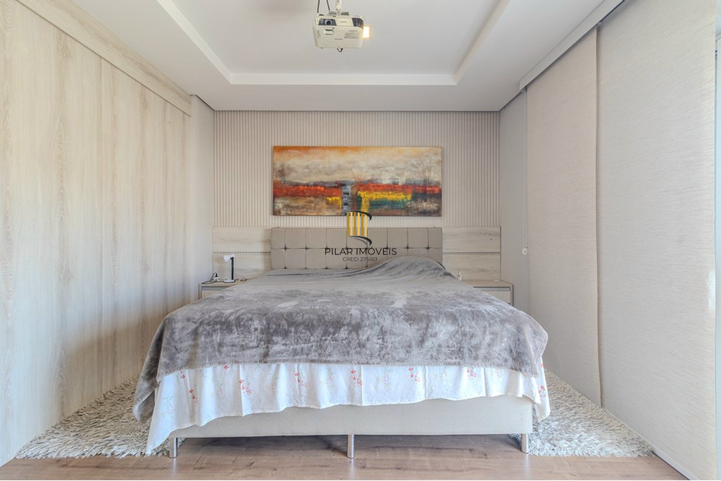 Casa 4 dormitórios no bairro Chácara das Pedras