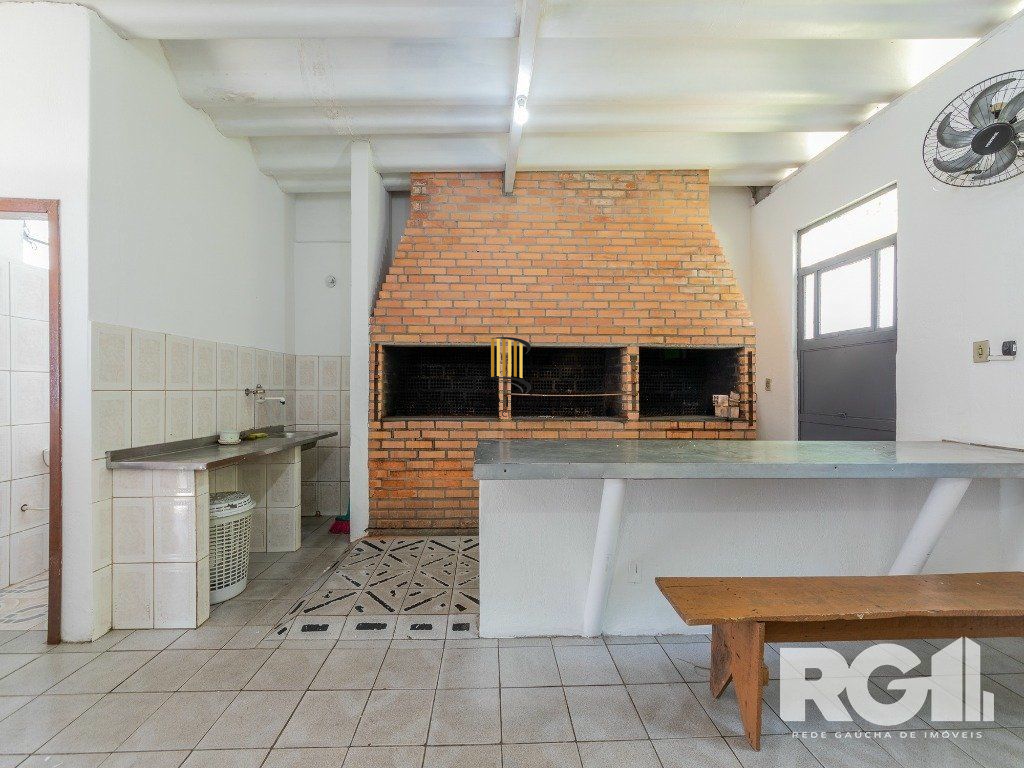 Apartamento 2 dormitórios no bairro Partenon