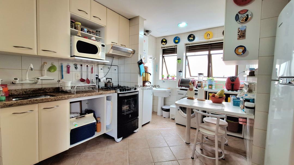 Apartamento 2 dormitórios no bairro Petrópolis