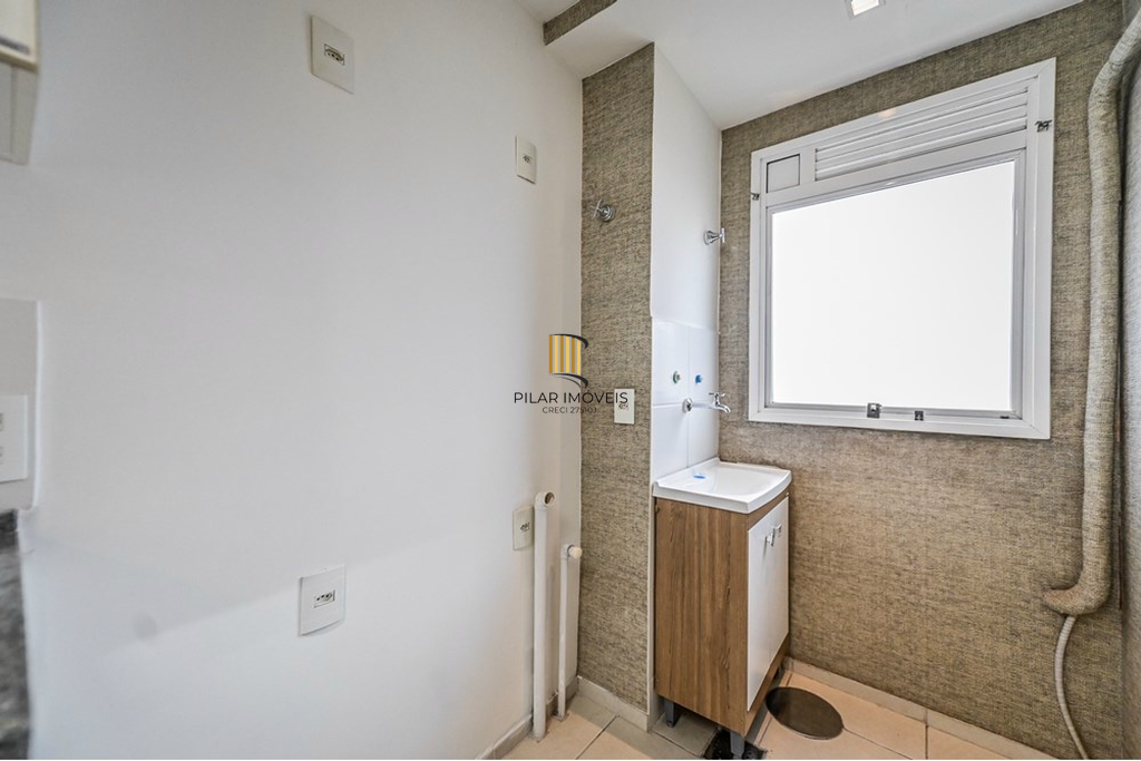 Apartamento 2 dormitórios no bairro Camaquã