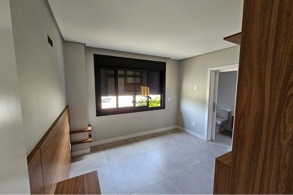 Casa de Condomínio 4 dormitórios no bairro Centro