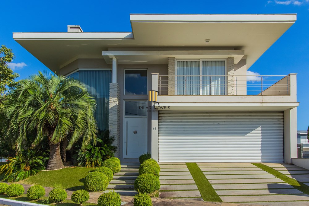 Casa 4 dormitórios no bairro Igara