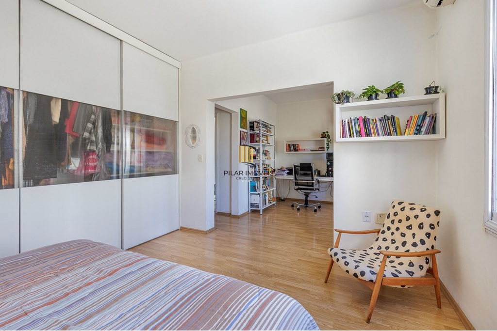 Apartamento 3 dormitórios no bairro Bom Fim