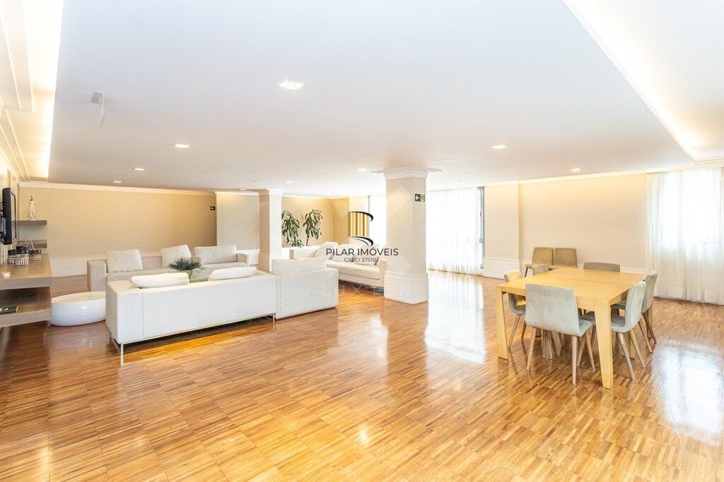 Apartamento 2 dormitórios no bairro Três Figueiras