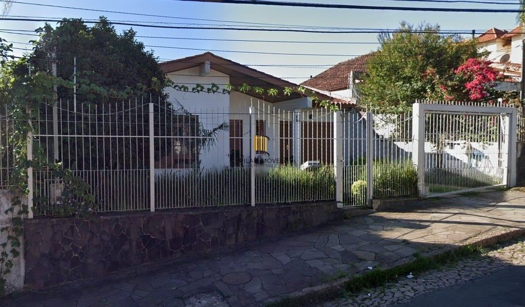 Casa 4 dormitórios no bairro Tristeza
