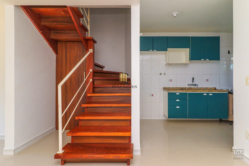 Casa de Condomínio 3 dormitórios no bairro Serraria