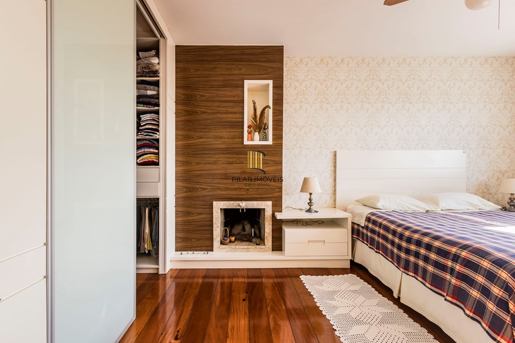 Casa 4 dormitórios no bairro Belém Novo