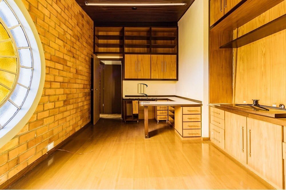 Casa 4 dormitórios no bairro Jardim Lindóia