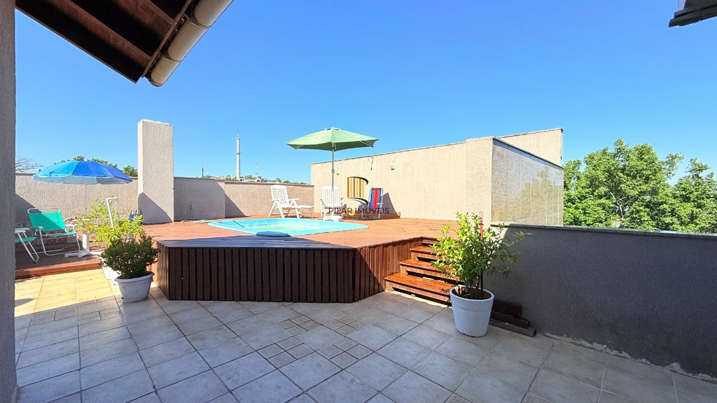 Cobertura 3 dormitórios no bairro Menino Deus