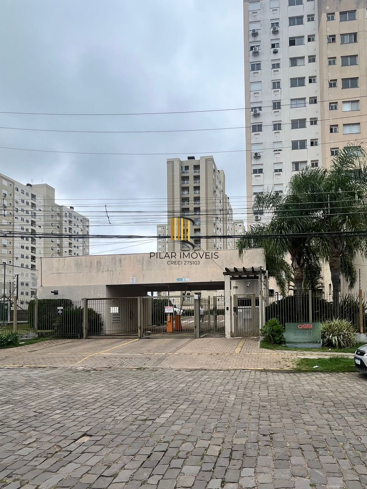 Apartamento no Humaitá de 02 dormitórios, infra e 01 vaga, nunca habitado
