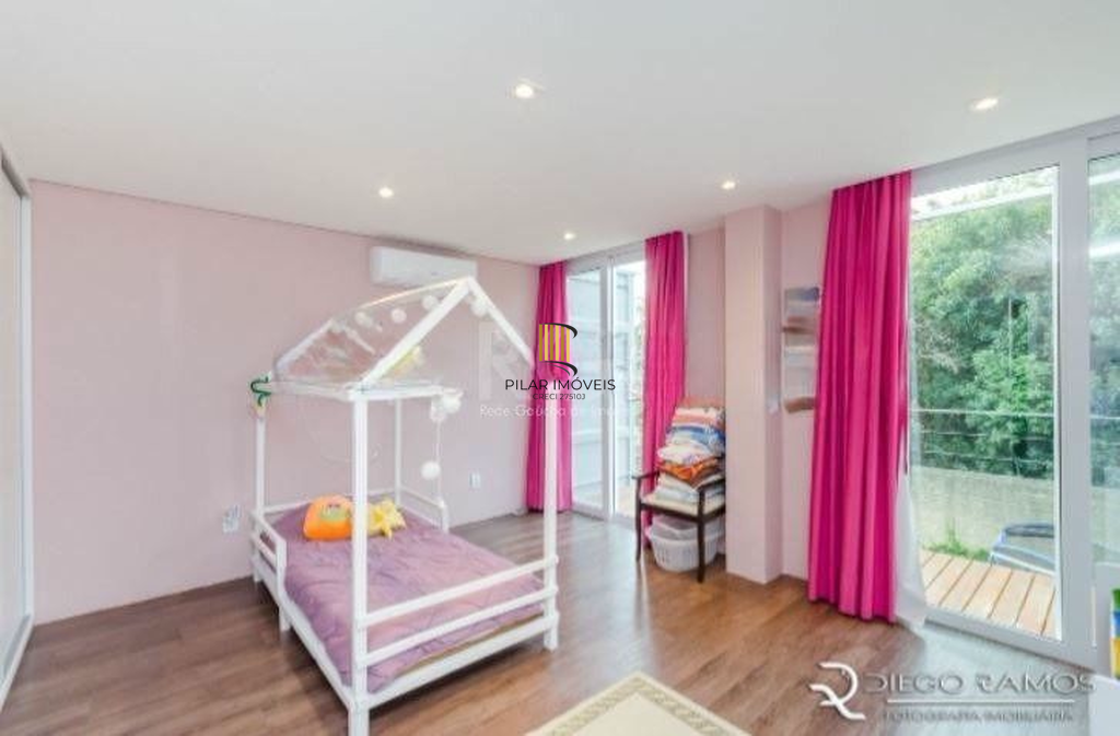 Casa 3 dormitórios no bairro Teresópolis