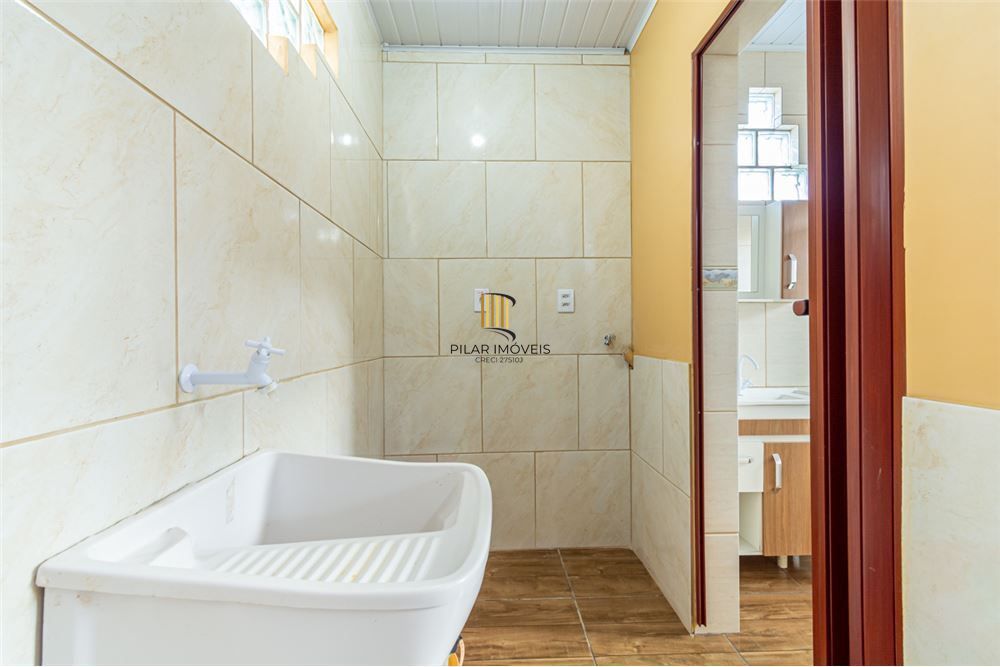 Casa 2 dormitórios no bairro São José