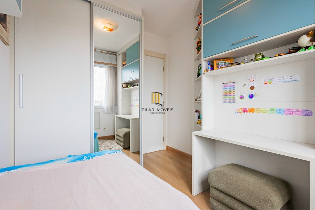 Apartamento 2 dormitórios no bairro Vila Ipiranga